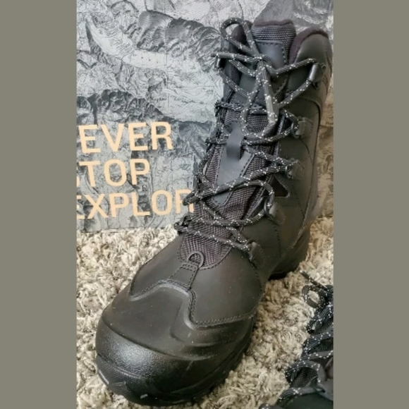 The North Face Black Chilkat Evo Waterproof boots - Picture 3 of 4